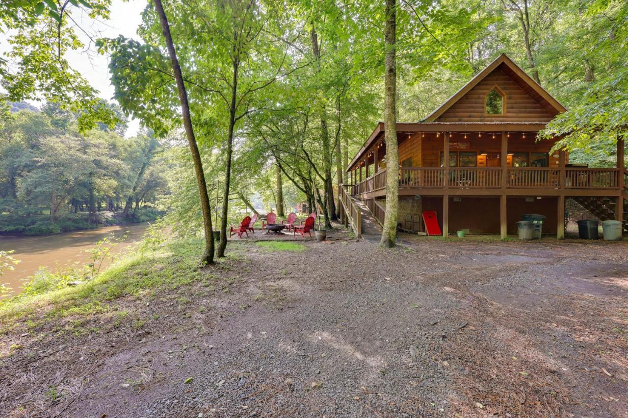Riverfront Ellijay Cabin With Deck And Pool Access! Exteriér fotografie